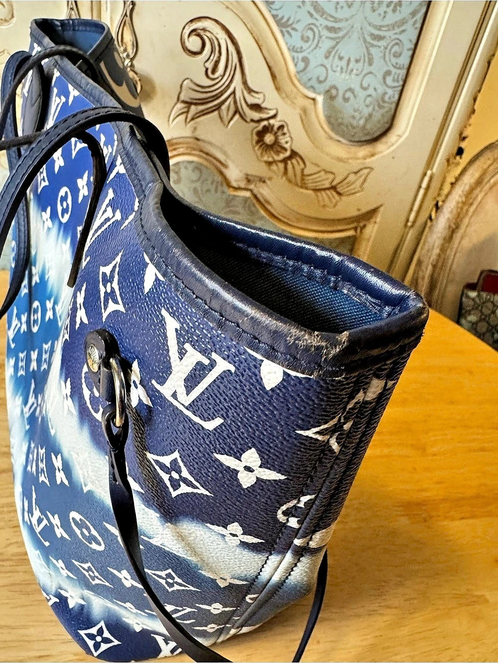 Louis Vuitton Neverfull MM By The Pool Blue & White Tote - Picture 5 of 10